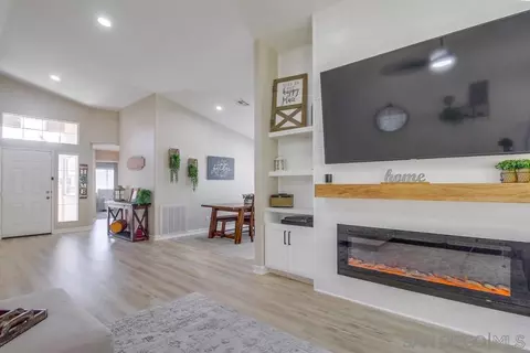 Entry Way - 2302 Hyacinth, Alpine, CA 91901 photo 1 of 3