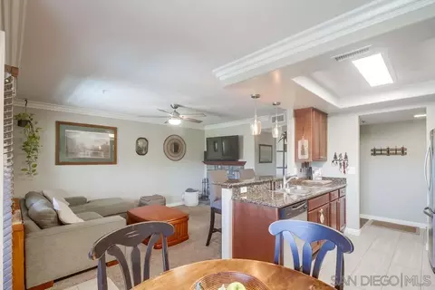 Dining - 1434 Marshall Rd #11, Alpine, CA 91901 photo 2 of 3