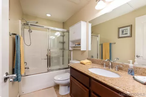 Bath - 88 Via Sovana, Santee, CA 92071 photo 2 of 2