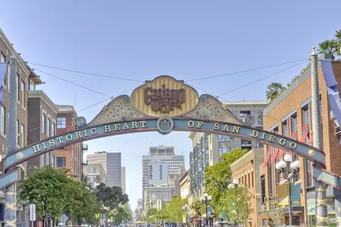 207 5th Ave #1136, San Diego, CA 92101