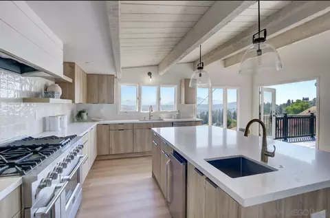 4327 Valle Dr, La Mesa, CA 91941 photo 6