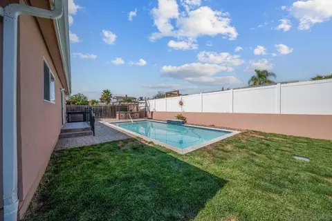 8454 Carlton Oaks Dr, Santee, CA 92071 photo 22