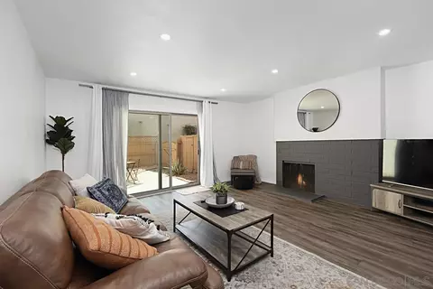 6783 Alvarado Rd #5, San Diego, CA 92120