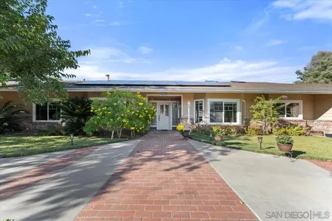 Exterior - 1522 Ranchwood Ln, Fallbrook, CA 92028 photo 3 of 15
