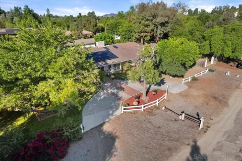 View/Area - 1522 Ranchwood Ln, Fallbrook, CA 92028 photo 2 of 3