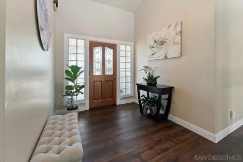 Entry Way - 1522 Ranchwood Ln, Fallbrook, CA 92028 photo 2 of 2