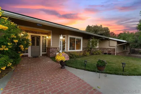 Exterior - 1522 Ranchwood Ln, Fallbrook, CA 92028 photo 2 of 15