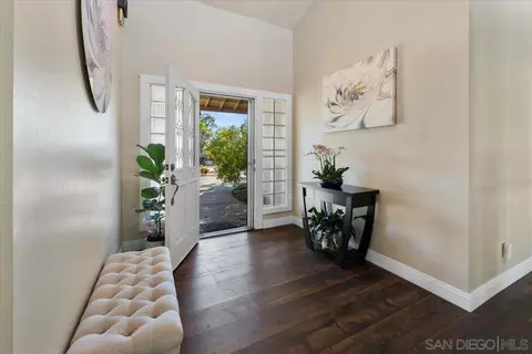 Entry Way - 1522 Ranchwood Ln, Fallbrook, CA 92028 photo 1 of 2