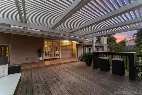 Exterior - 1522 Ranchwood Ln, Fallbrook, CA 92028 photo 9 of 15