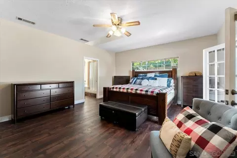 Bedroom - 1522 Ranchwood Ln, Fallbrook, CA 92028 photo 1 of 2