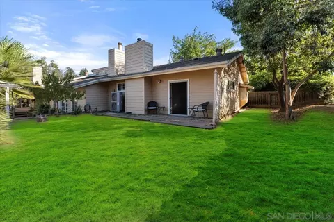 Exterior - 1522 Ranchwood Ln, Fallbrook, CA 92028 photo 11 of 15