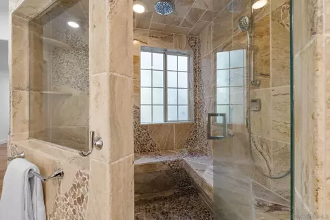 Bath - 9909 Lemon Ave, La Mesa, CA 91941 photo 4 of 7