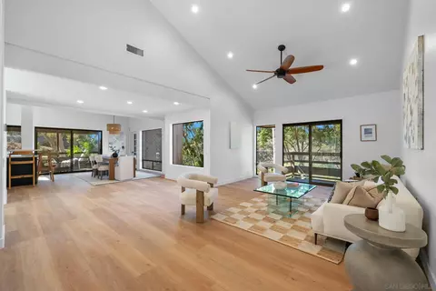Living - 9909 Lemon Ave, La Mesa, CA 91941 photo 3 of 6