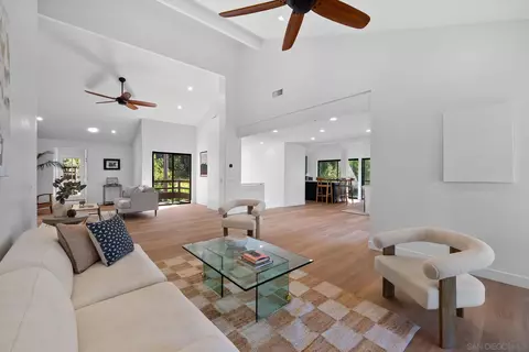 Living - 9909 Lemon Ave, La Mesa, CA 91941 photo 5 of 6