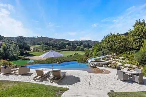 6185 Clubhouse Dr, Rancho Santa Fe, CA 92067