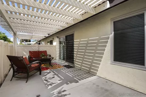 Exterior - 1720 Kellington Pl, Encinitas, CA 92024 photo 7 of 10