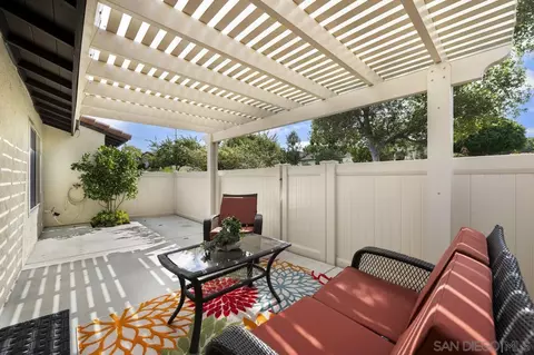 Exterior - 1720 Kellington Pl, Encinitas, CA 92024 photo 6 of 10