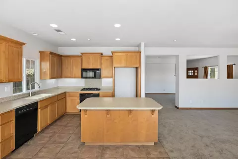 8459 Sheila St, El Cajon, CA 92021 photo 5
