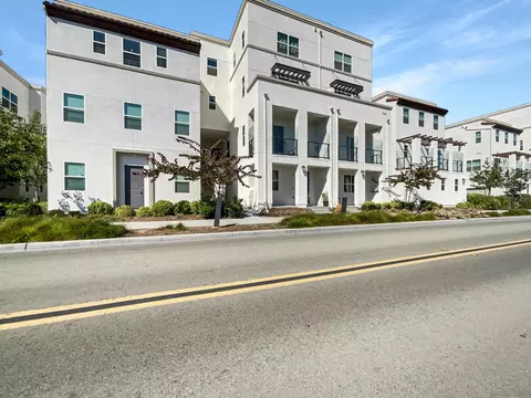2044 Luzon Ln #6, Chula Vista, CA 91915