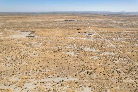 0 Ave E8 #22, Lancaster, CA 93535