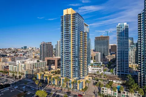 1325 Pacific Hwy #1202, San Diego, CA 92101