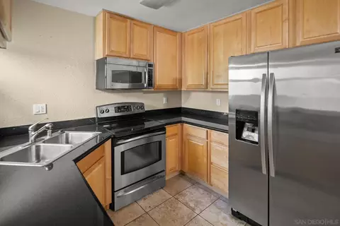 3665 Ash St #9, San Diego, CA 92105