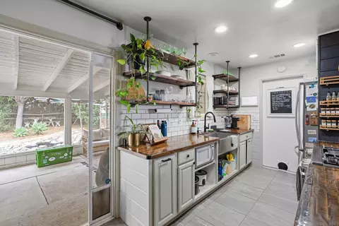 Kitchen - 8821 Bellwood, Spring Valley, CA 91977 photo 1 of 7