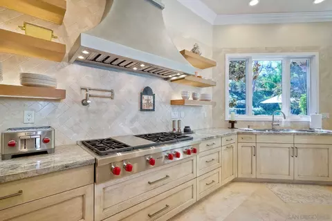 17732 Vineyard Ln, Poway, CA 92064 photo 12