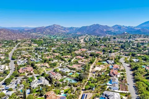 17732 Vineyard Ln, Poway, CA 92064 photo 55