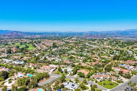 17732 Vineyard Ln, Poway, CA 92064 photo 57