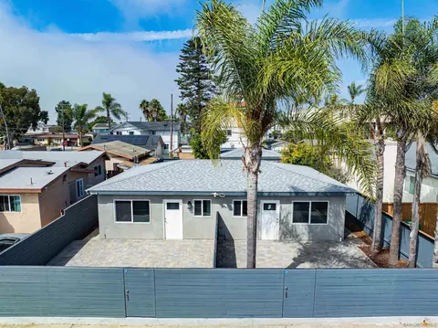 1506 Higgins St # -8, Oceanside, CA 92058 photo 2
