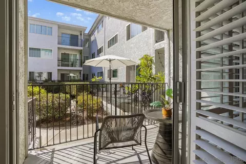 Exterior - 333 Orange Ave #8, Coronado, CA 92118 photo 1 of 8