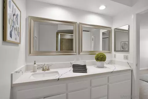 Bath - 333 Orange Ave #8, Coronado, CA 92118 photo 4 of 4