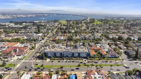 View/Area - 333 Orange Ave #8, Coronado, CA 92118 photo 2 of 8
