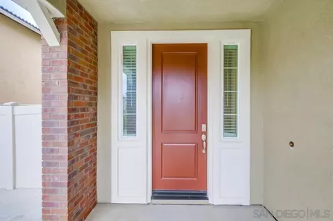 Entry Way - 334 Campolina Ct, Fallbrook, CA 92028 photo 1 of 1
