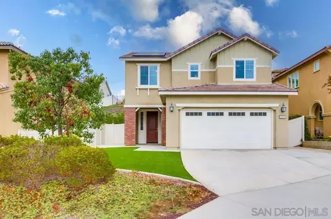 334 Campolina Ct, Fallbrook, CA 92028