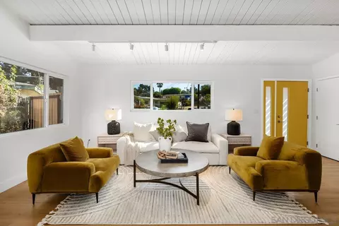 Living - 10205 Gaul Way, Spring Valley, CA 91977 photo 3 of 4