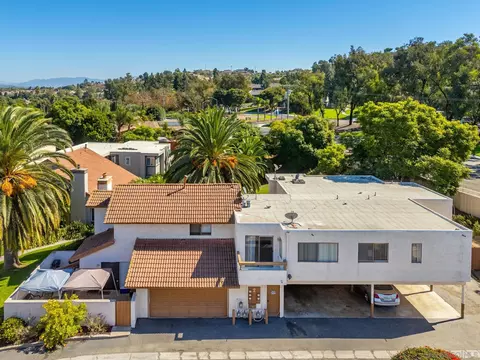 View/Area - 104 Avenida Las Brisas, Oceanside, CA 92057 photo 4 of 4
