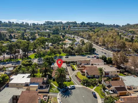 View/Area - 104 Avenida Las Brisas, Oceanside, CA 92057 photo 2 of 4