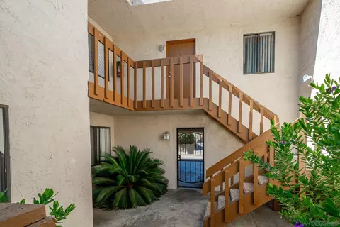 Exterior - 104 Avenida Las Brisas, Oceanside, CA 92057 photo 3 of 8
