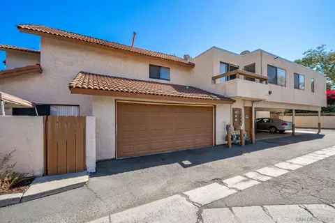 Exterior - 104 Avenida Las Brisas, Oceanside, CA 92057 photo 2 of 8