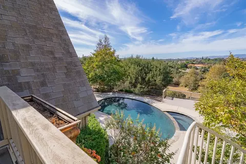 Exterior - 5 Rolling View Ln, Fallbrook, CA 92028 photo 7 of 9