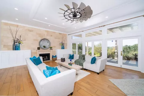 Living - 5 Rolling View Ln, Fallbrook, CA 92028 photo 1 of 6
