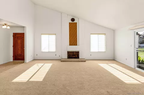 Living - 2019 Jason Gln, Escondido, CA 92026 photo 2 of 3