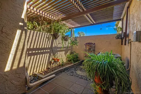 Exterior - 2019 Jason Gln, Escondido, CA 92026 photo 5 of 8