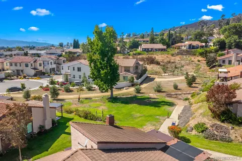 View/Area - 2019 Jason Gln, Escondido, CA 92026 photo 5 of 11