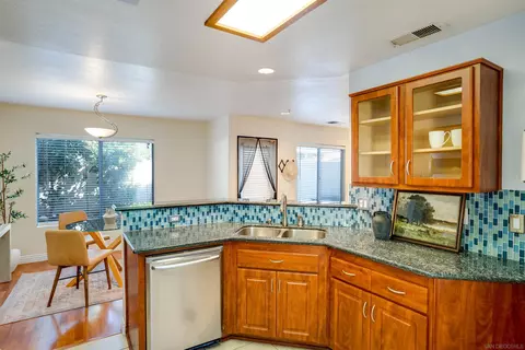 Kitchen - 385 Whispering Willow Dr #D, Santee, CA 92071 photo 2 of 4