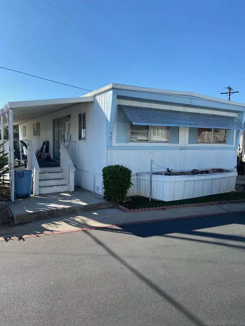 1810 Hillsdale Rd #92, El Cajon, CA 92019