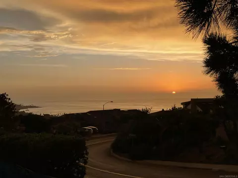 8115 Prestwick Dr, La Jolla, CA 92037 photo 22