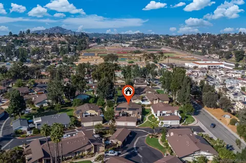 10048 Chavacan Ln, Spring Valley, CA 91977 photo 2